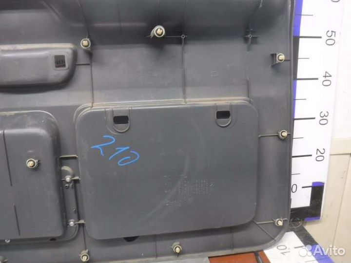 Обшивка двери задка Toyota Lc Prado 120 1GR 2007