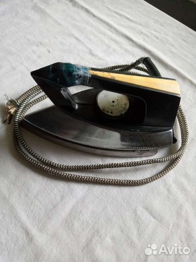 Утюг на запчасти