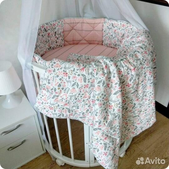 Бортики в кроватку с одеялом