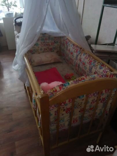 Детская кроватка с комплектом для сна+ подарки