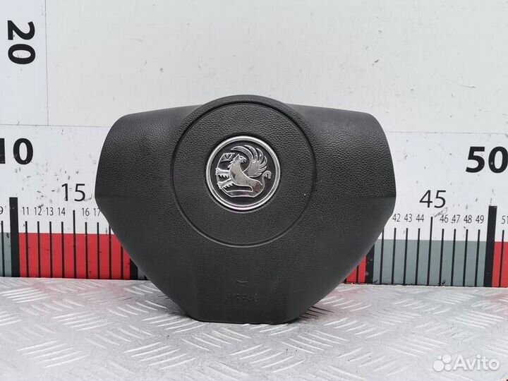 Подушка безопасности водителя Opel Astra