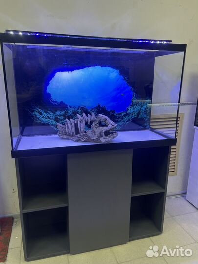 Аквариум с тумбой 210 литров