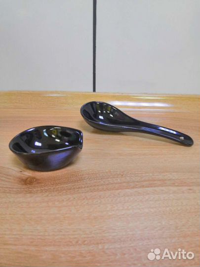 Керамическая ложка с подложником