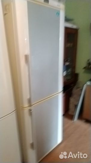Продаю холодильник бу 