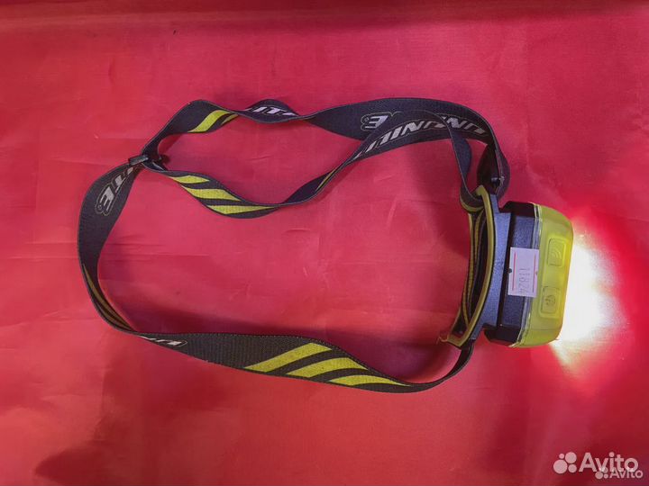 Налобный сенсорный фонарь Unilite HL-8R