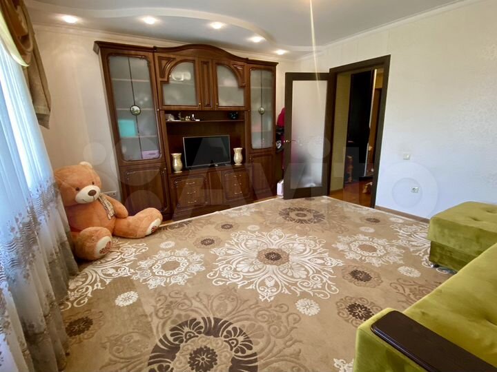 2-к. квартира, 52 м², 5/9 эт.