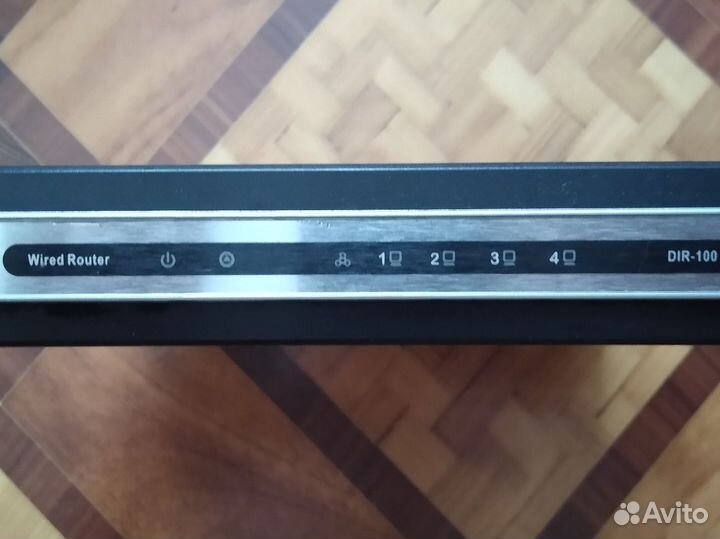 Роутер D-link Dir-100