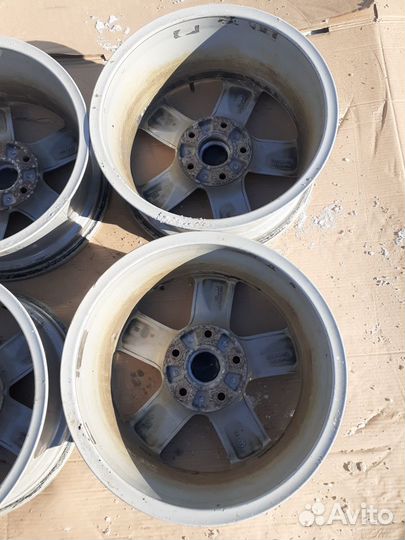 Продаю комплект дисков 5/130/17 туарек оригинал