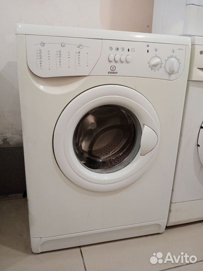 Стиральная машина б/у indesit исправная