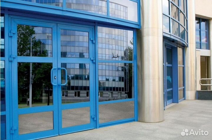 Алюминиевые двери новые