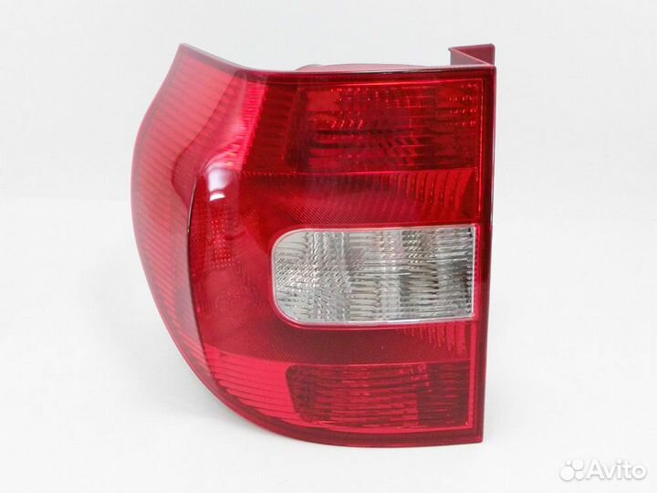 Фонарь левый задний в крыло Skoda Yeti