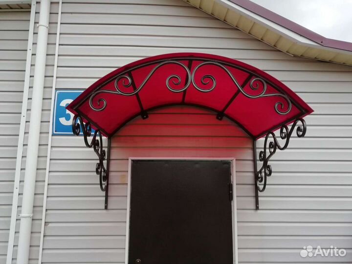 Козырёк металлический