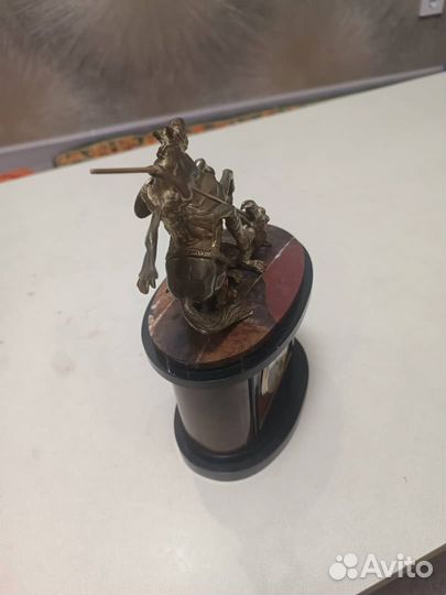 Настольные часы