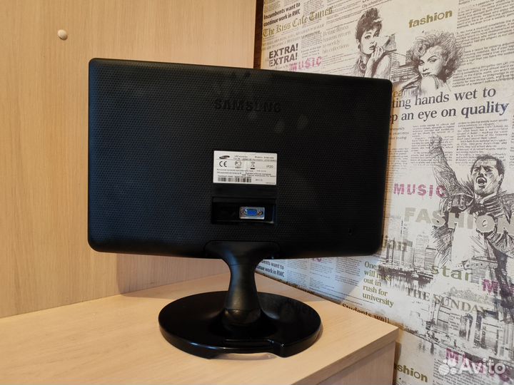 Монитор Samsung S19A100N