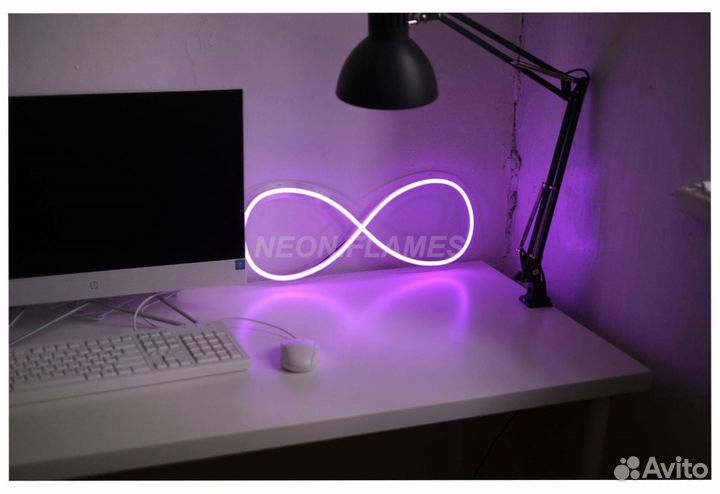 Неоновая вывеска