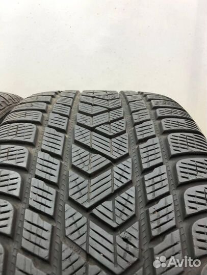 Pirelli Scorpion Winter 265/40 R22 102N