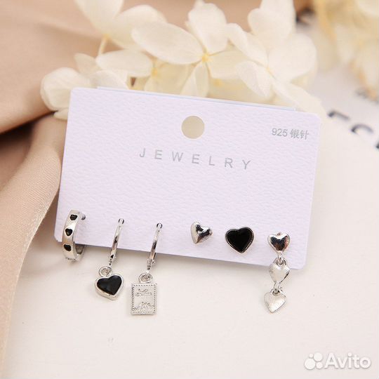 Серьги гвоздики