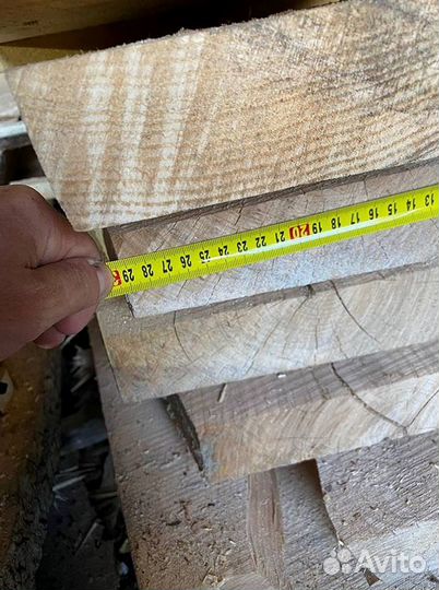 Доска необрезная из ясеня/ Ясень необрезной
