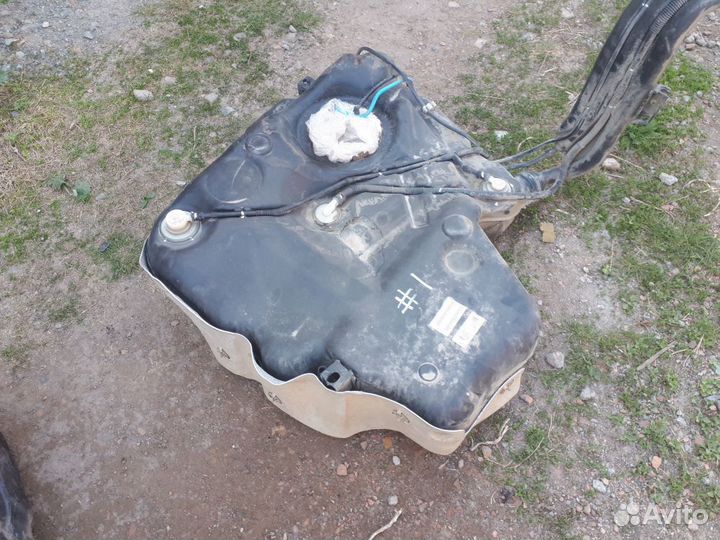 Бак топливный Skoda Octavia A5