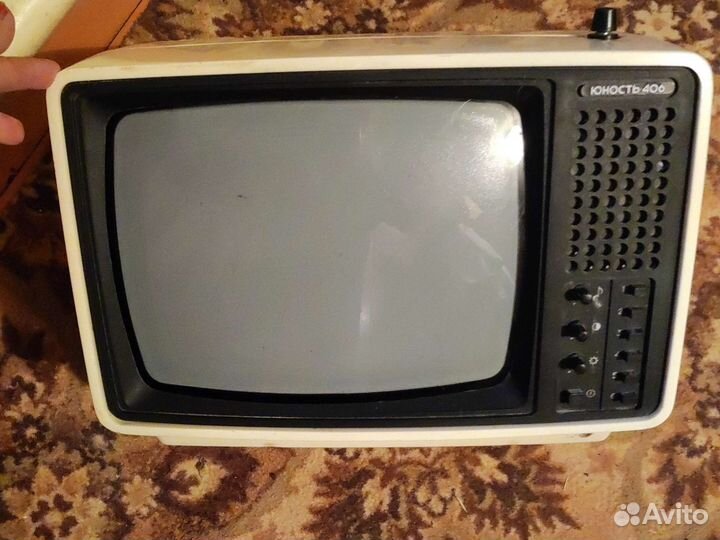 Телевизор юность 406