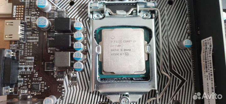 MSI H110m pro-vh plus + i3-7100 + ddr4 8 gb