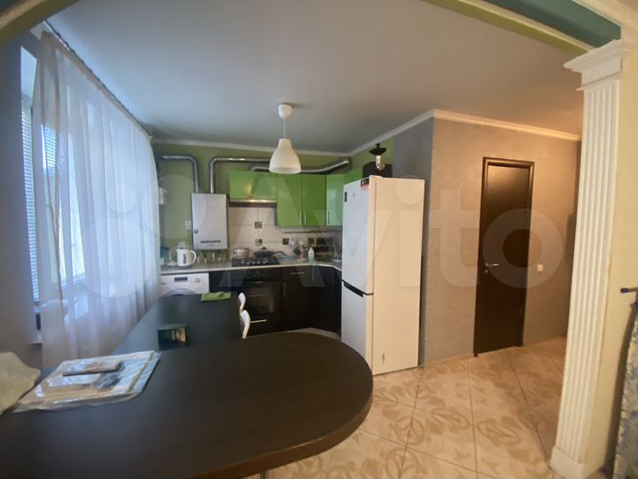 2-к. квартира, 46 м², 1/3 эт.