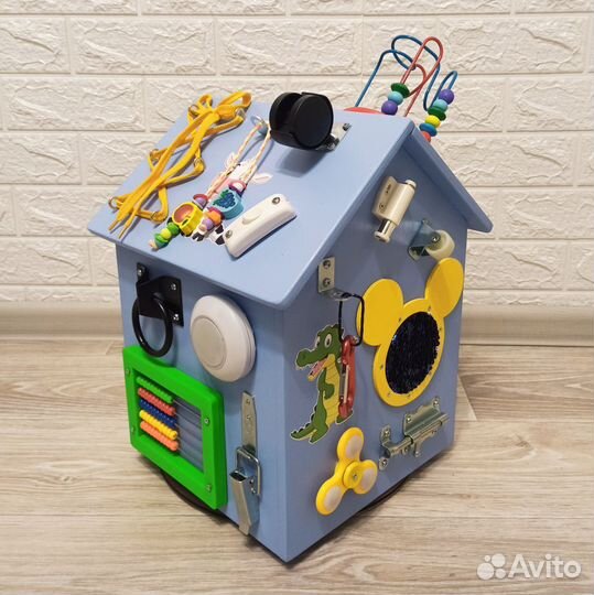 Бизиборд домик новый