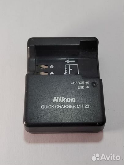 Зарядное устройство Nikon MH-23