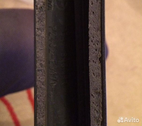 Черный спойлер на Toyota Corolla 180 2013-2017