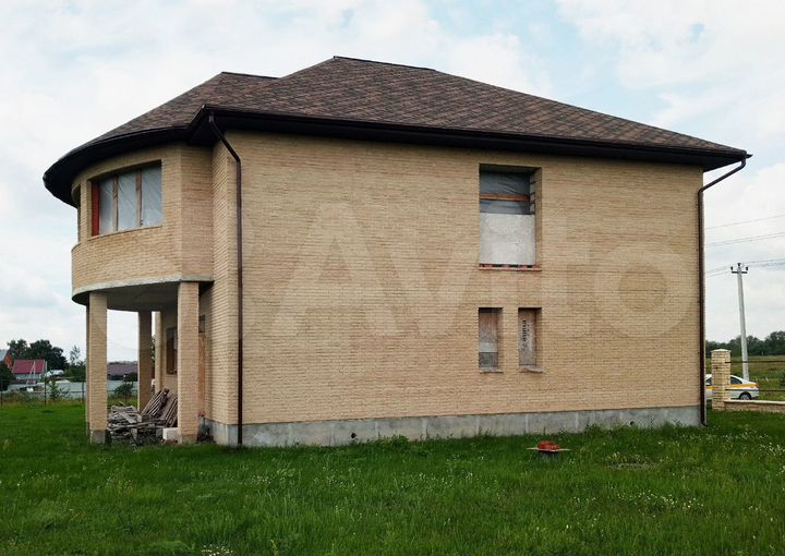 Дом 240 м² на участке 15 сот.