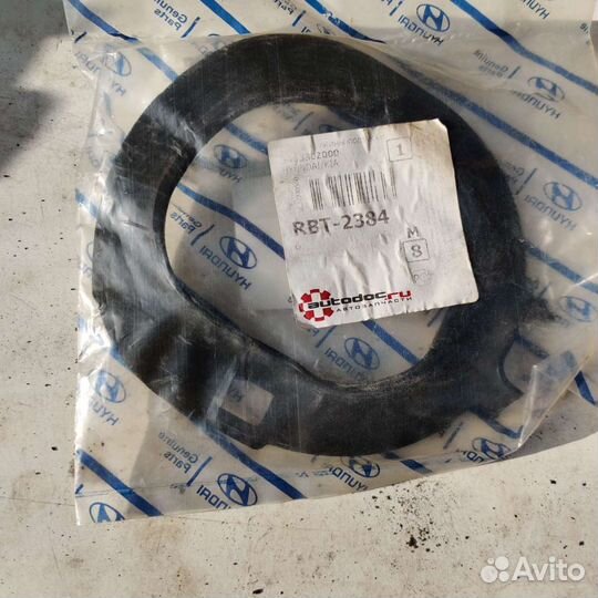 Прокладка передней пружины Kia Sportage 2