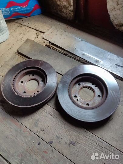 Передние тормозн диски brembo Galant 9, Outlander