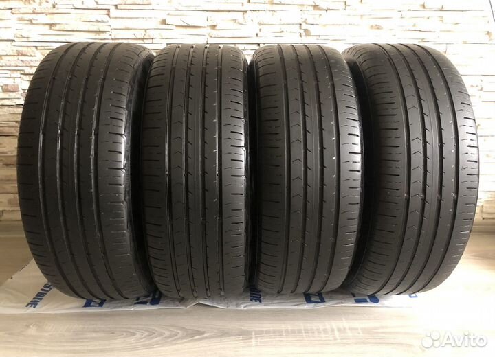 Continental ContiPremiumContact 5 215/55 R17 94W