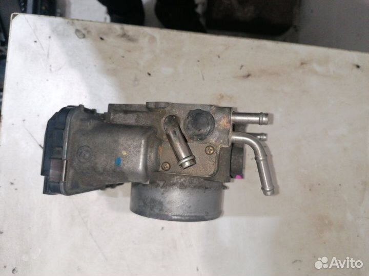 Дроссельная заслонка Toyota Celsior UCF31 3uzfe