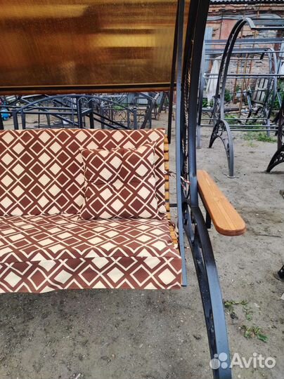 Садовые качели