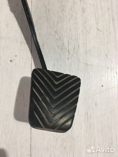 Педаль сцепления KIA cerato 2 1.6 мт седан