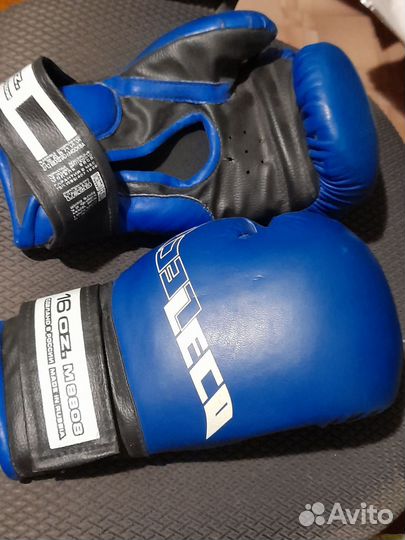Боксерские перчатки