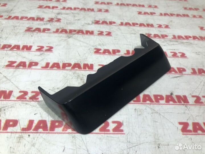 Крышка рейлинга левая Toyota Land Cruiser Prado