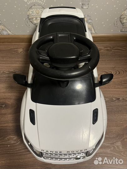 Машинка-каталка Land Rover Evoque