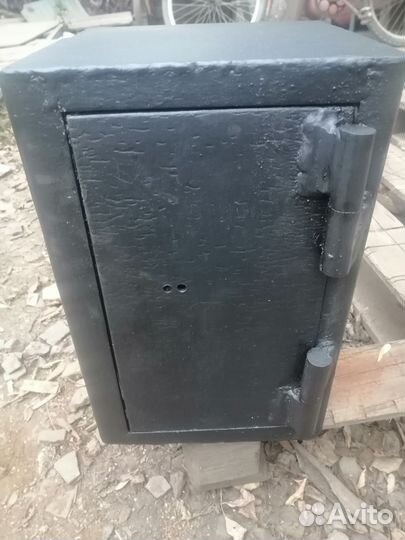 Сейф для пистолета