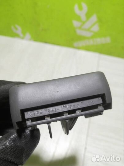 Дефлектор воздушный Сузуки Балено 98-07