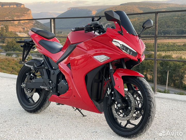 Электро мотоцикл Yamaha R3 5квт. 100Ah