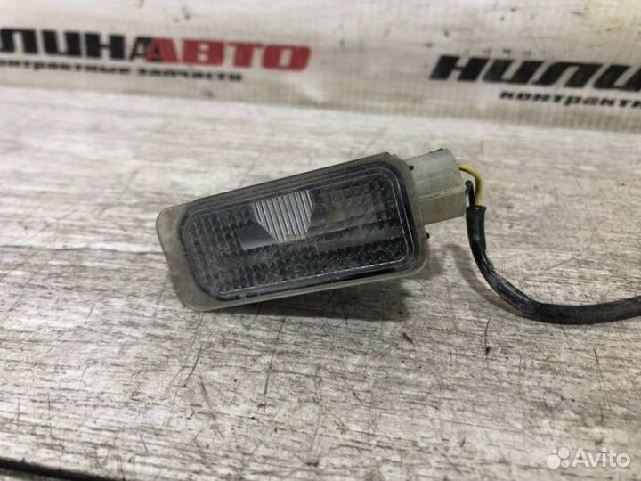 Фонарь подсветки номера Ford Focus 2 хэтчбек 1.6