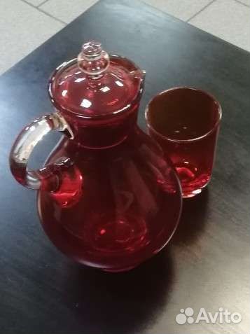 Кувшин и два стакана