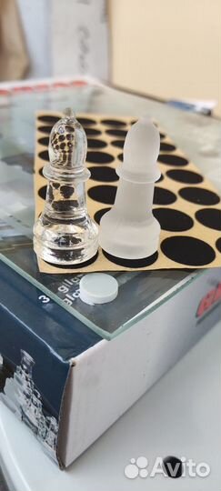 Новые. Шахматы стеклянные