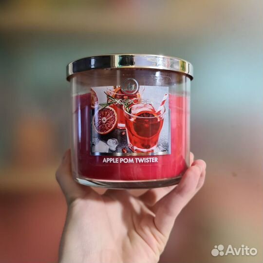 Cоевая свеча Goose Creek. Apple Pom Twister