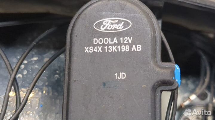 Фара (передняя) правая Ford Focus 1