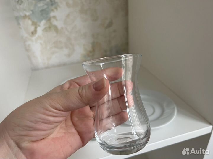 Туpeцкие стаканы аpмуды для чая с блюдцем