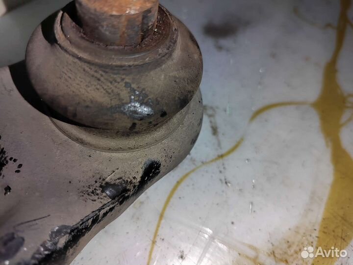 Рычаг передний Mitsubishi Outlander 3 2018