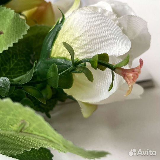 Роза искусственная, белые, 5 голов, букет 35 см, н